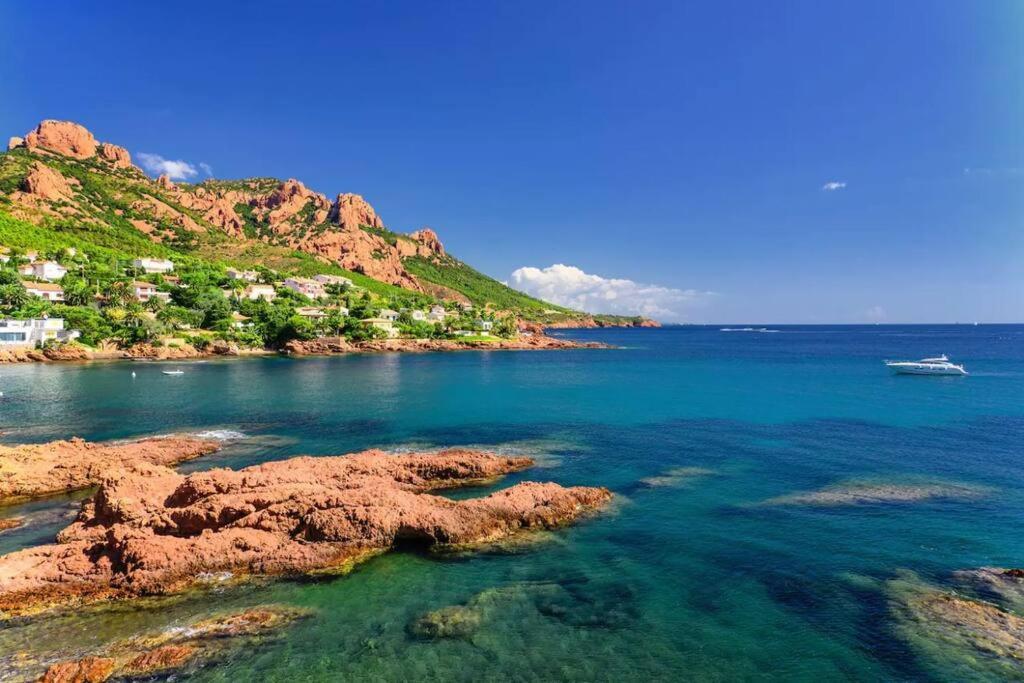 Dans Un Cadre D'Exception, Vue Mer Panoramique A Agay Cote D'Azur, Village Vacances Cap Esterel, T2 Avec Jardin, Golf, Climatisation, Wifi, 5 Piscines Saint-Raphael  Ngoại thất bức ảnh