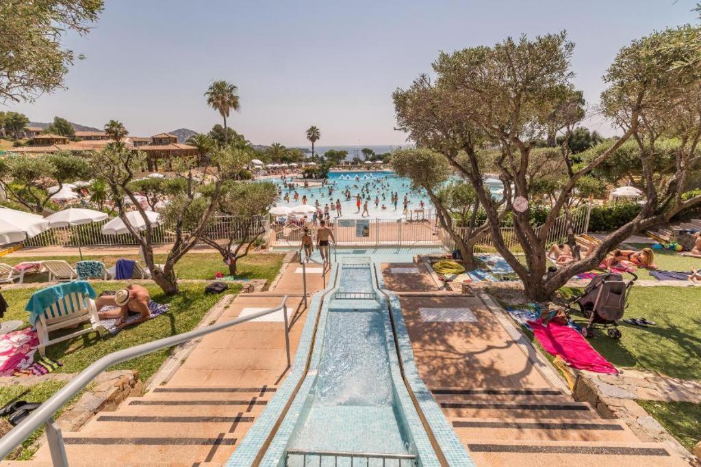 Dans Un Cadre D'Exception, Vue Mer Panoramique A Agay Cote D'Azur, Village Vacances Cap Esterel, T2 Avec Jardin, Golf, Climatisation, Wifi, 5 Piscines Saint-Raphael  Ngoại thất bức ảnh